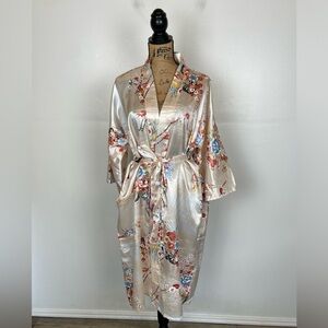Ichi‎ Ban Women's Satin Floral Robe Size 42 Japan Kimono Pink Belted Artsy